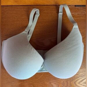 Victoria Secret Light Green Padded Push-Up Bra